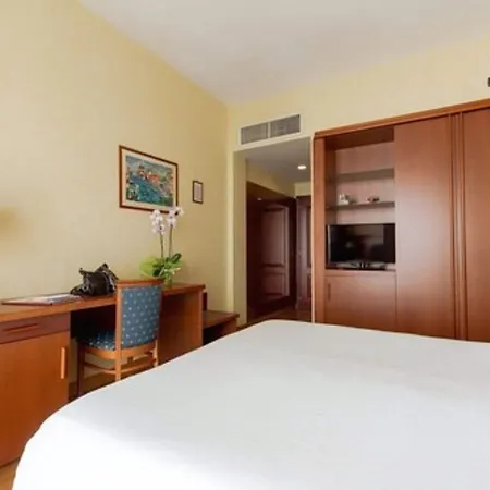 Nettuno Hotell