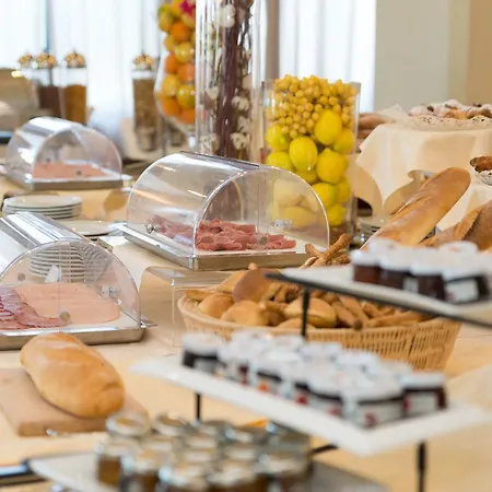 Hotell Nettuno 4*